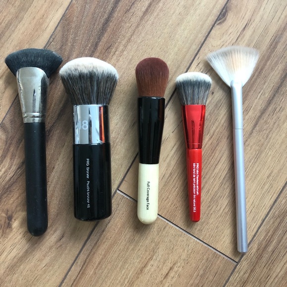 Makeup brushes Bobbi Brown/MAC etc. - Picture 2 of 3